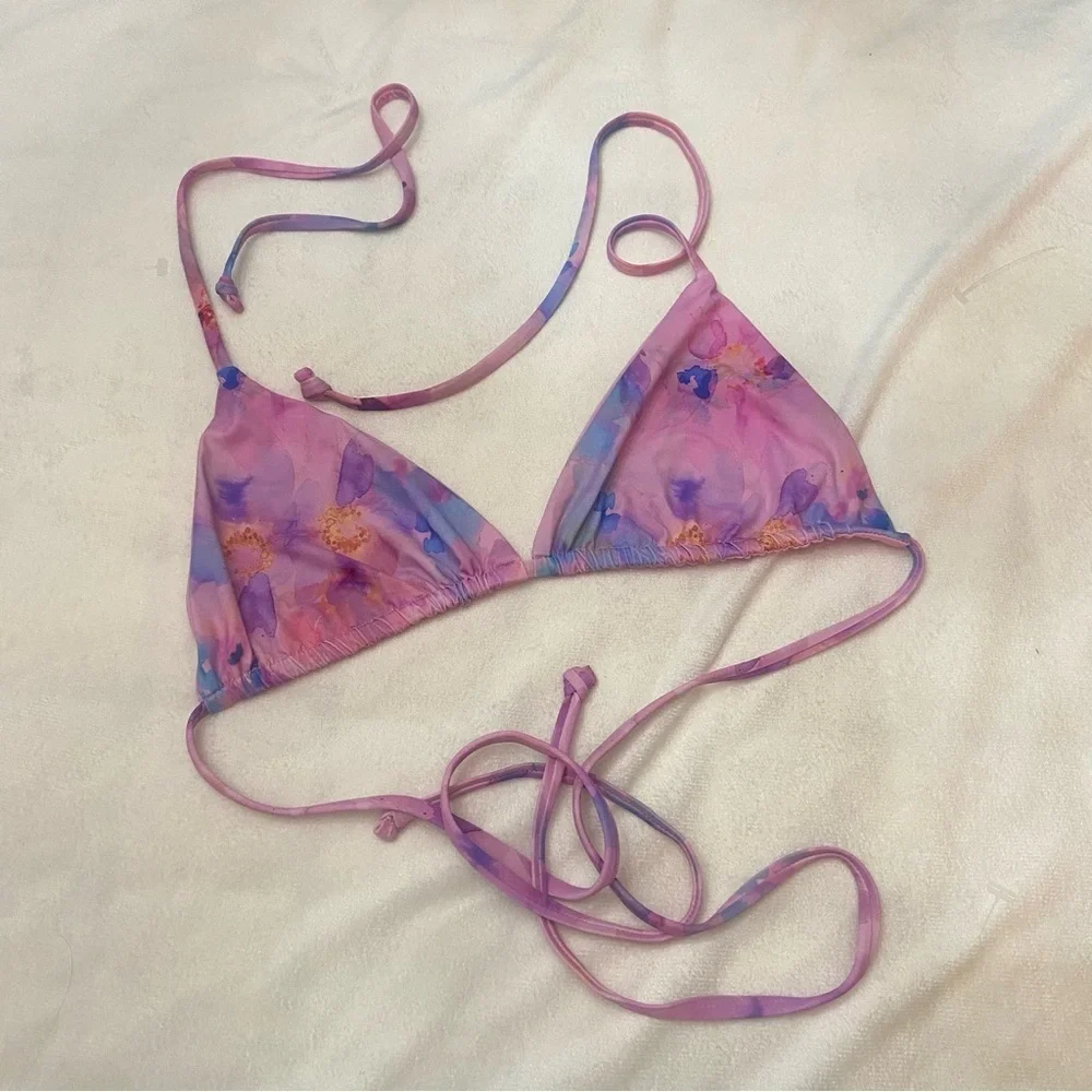 New! Frankie's Bikinis Pink Purple watercolor Floral Bikini top 1093